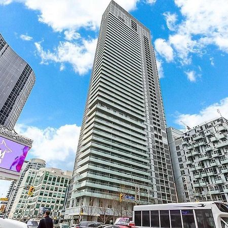 Luxury Condo Prime Location Торонто Екстер'єр фото