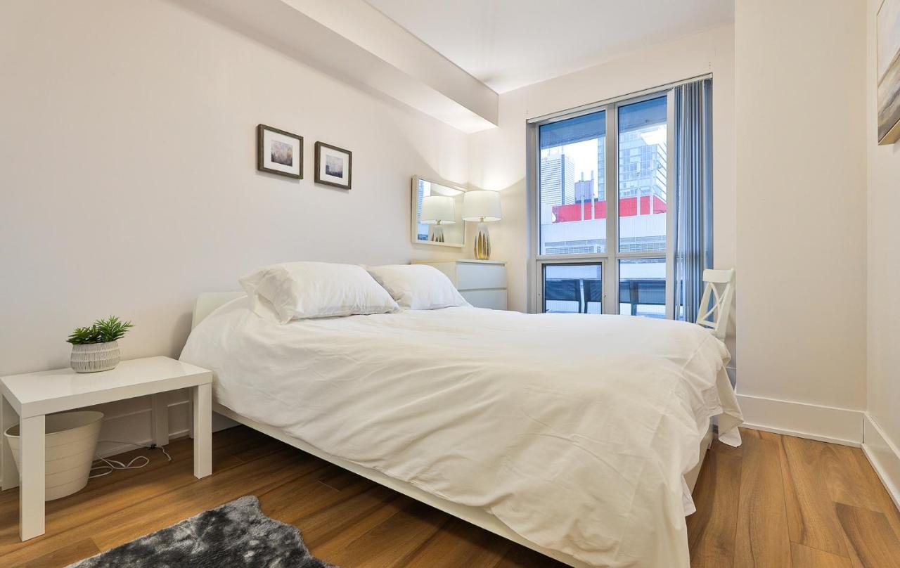 Luxury Condo Prime Location Торонто Екстер'єр фото